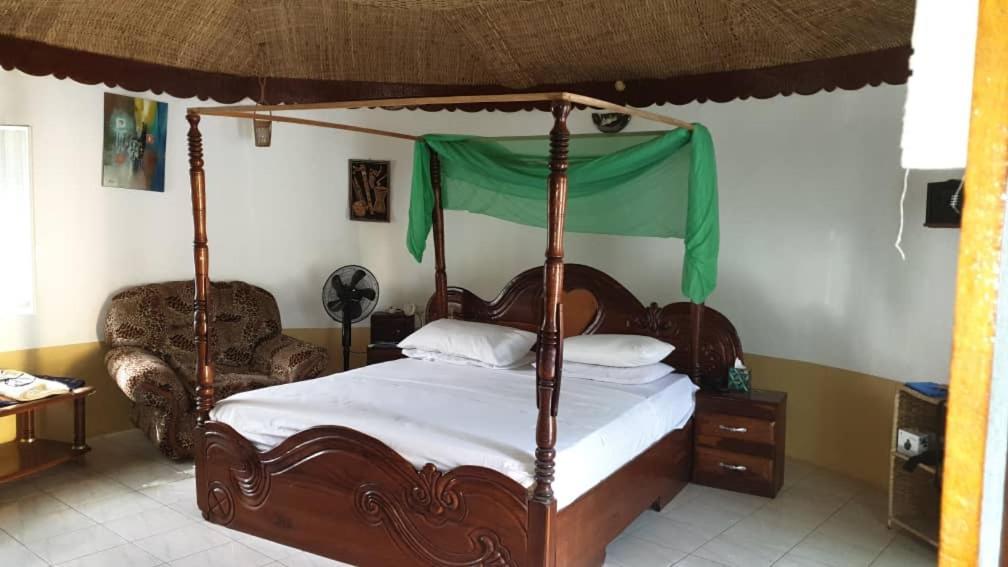 Easy Time Lodge كولولي المظهر الخارجي الصورة